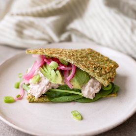 Sandwich med broccolibrød og tunsalat